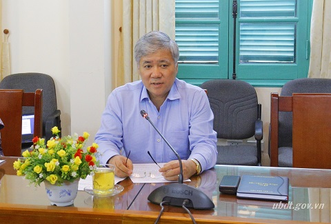 Thứ trưởng, Phó Chủ nhiệm Đỗ Văn Chiến phát biểu chỉ đạo cuộc họp