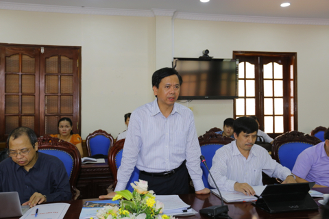 Thứ trưởng, Phó Chủ nhiệm Phan Văn Hùng phát biểu tại buổi làm việc
