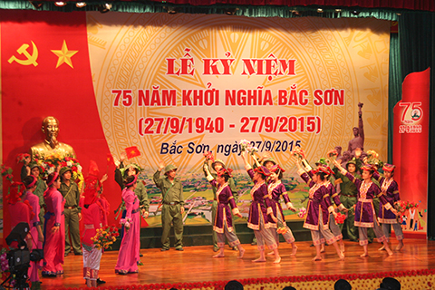Lễ kỷ niệm 75 năm khởi nghĩa Bắc Sơn diễn ra trong không khí trang trọng